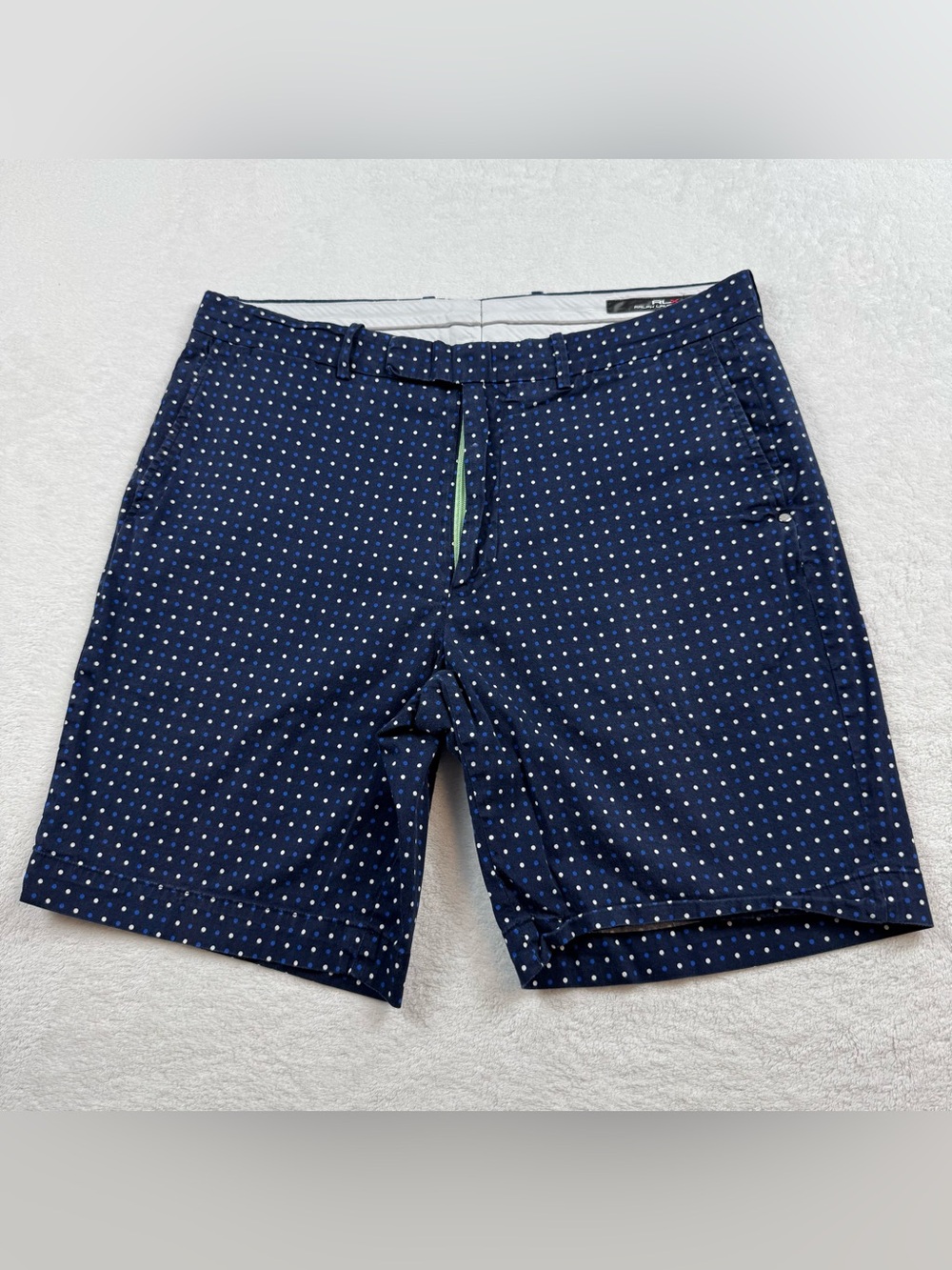 RLX Ralph Lauren chino shorts men’s size 35 blue dots print golf performance